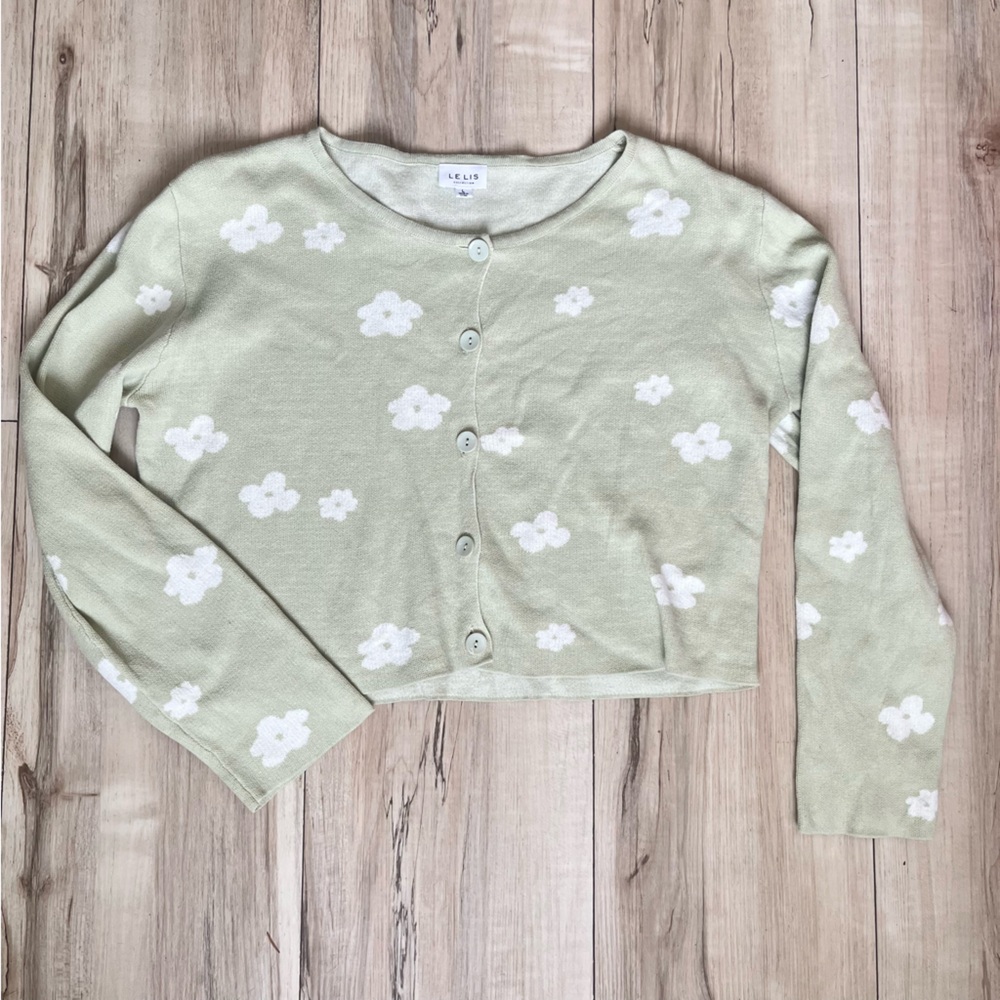 LE LIS sage green every day Floral Button-Up Cardigan semi cropped Y2K